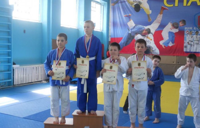 06